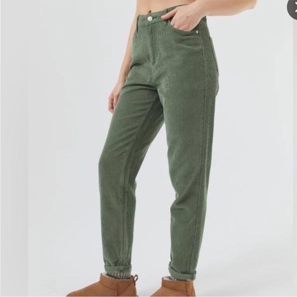 Urban Outfitters BDG Mom High Rise Corduroy Pant Moss Green Size 28 - Picture 3 of 15